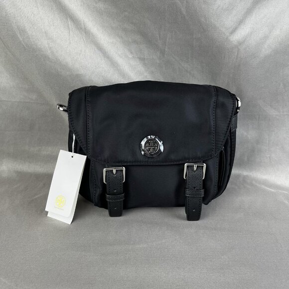 Tory Burch NYLON SMALL MESSENGER in black - Picture 2 of 10